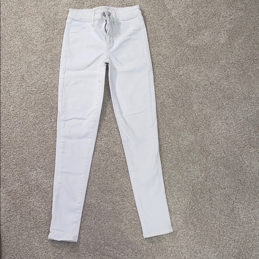 American Eagle women’s skinny jeans